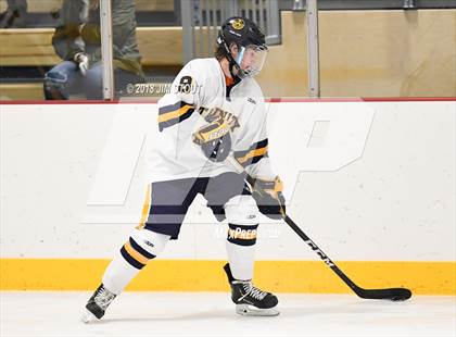 Thumbnail 2 in Kent vs. Trinity-Pawling (Avon Christmas Classic) photogallery.