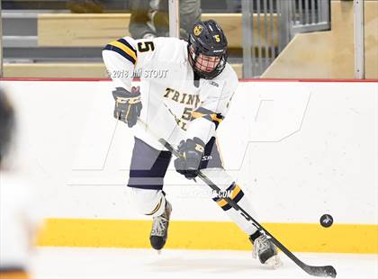 Thumbnail 3 in Kent vs. Trinity-Pawling (Avon Christmas Classic) photogallery.