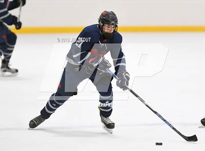 Thumbnail 3 in Kent vs. Trinity-Pawling (Avon Christmas Classic) photogallery.