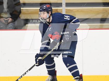 Thumbnail 1 in Kent vs. Trinity-Pawling (Avon Christmas Classic) photogallery.