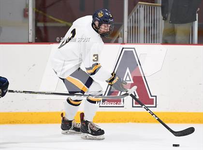 Thumbnail 2 in Kent vs. Trinity-Pawling (Avon Christmas Classic) photogallery.