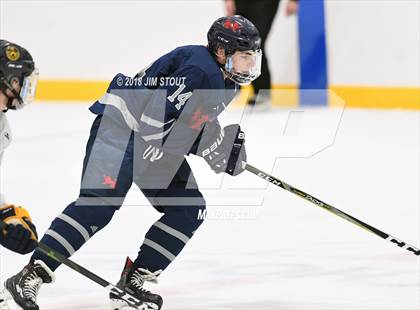 Thumbnail 1 in Kent vs. Trinity-Pawling (Avon Christmas Classic) photogallery.