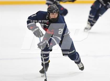 Thumbnail 3 in Kent vs. Trinity-Pawling (Avon Christmas Classic) photogallery.