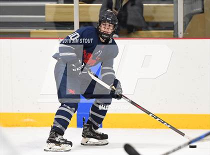 Thumbnail 1 in Kent vs. Trinity-Pawling (Avon Christmas Classic) photogallery.