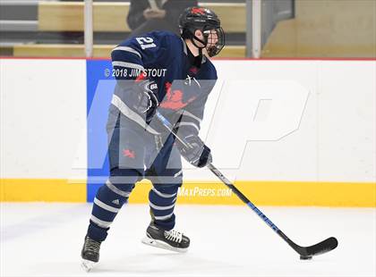 Thumbnail 1 in Kent vs. Trinity-Pawling (Avon Christmas Classic) photogallery.