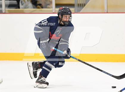 Thumbnail 1 in Kent vs. Trinity-Pawling (Avon Christmas Classic) photogallery.