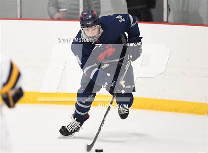 Thumbnail 2 in Kent vs. Trinity-Pawling (Avon Christmas Classic) photogallery.