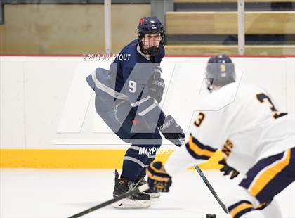 Thumbnail 3 in Kent vs. Trinity-Pawling (Avon Christmas Classic) photogallery.