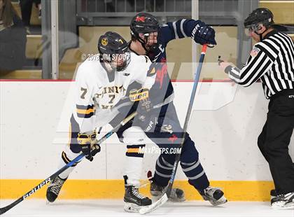 Thumbnail 3 in Kent vs. Trinity-Pawling (Avon Christmas Classic) photogallery.