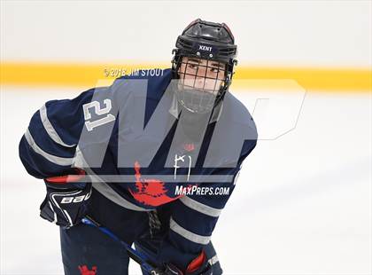 Thumbnail 1 in Kent vs. Trinity-Pawling (Avon Christmas Classic) photogallery.