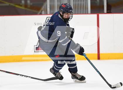 Thumbnail 3 in Kent vs. Trinity-Pawling (Avon Christmas Classic) photogallery.