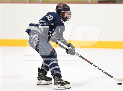 Thumbnail 2 in Kent vs. Trinity-Pawling (Avon Christmas Classic) photogallery.