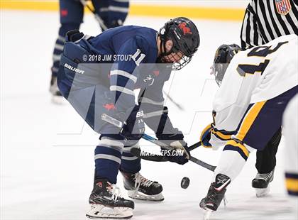 Thumbnail 2 in Kent vs. Trinity-Pawling (Avon Christmas Classic) photogallery.
