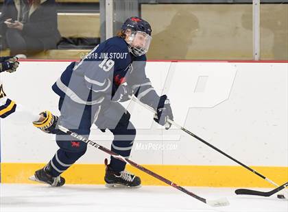 Thumbnail 2 in Kent vs. Trinity-Pawling (Avon Christmas Classic) photogallery.