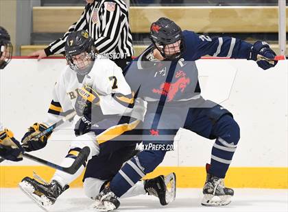 Thumbnail 2 in Kent vs. Trinity-Pawling (Avon Christmas Classic) photogallery.