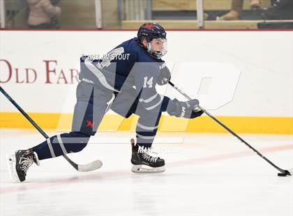 Thumbnail 3 in Kent vs. Trinity-Pawling (Avon Christmas Classic) photogallery.