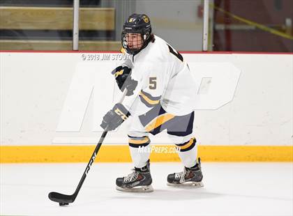 Thumbnail 2 in Kent vs. Trinity-Pawling (Avon Christmas Classic) photogallery.