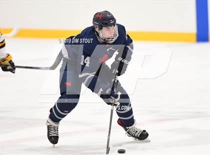 Thumbnail 1 in Kent vs. Trinity-Pawling (Avon Christmas Classic) photogallery.