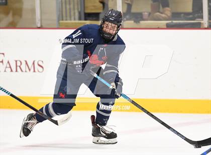 Thumbnail 1 in Kent vs. Trinity-Pawling (Avon Christmas Classic) photogallery.