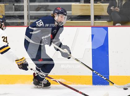 Thumbnail 3 in Kent vs. Trinity-Pawling (Avon Christmas Classic) photogallery.