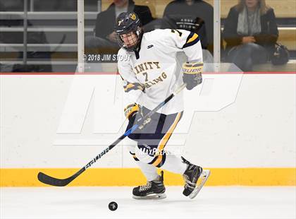 Thumbnail 1 in Kent vs. Trinity-Pawling (Avon Christmas Classic) photogallery.