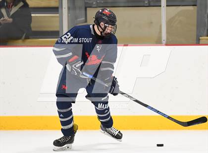 Thumbnail 3 in Kent vs. Trinity-Pawling (Avon Christmas Classic) photogallery.