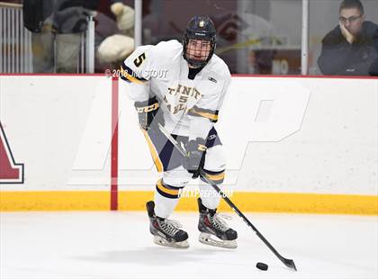 Thumbnail 1 in Kent vs. Trinity-Pawling (Avon Christmas Classic) photogallery.