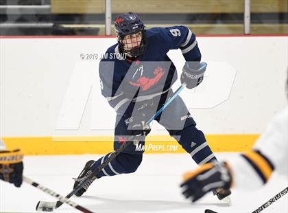 Thumbnail 2 in Kent vs. Trinity-Pawling (Avon Christmas Classic) photogallery.