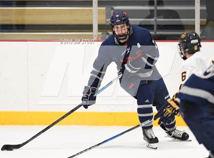 Thumbnail 3 in Kent vs. Trinity-Pawling (Avon Christmas Classic) photogallery.