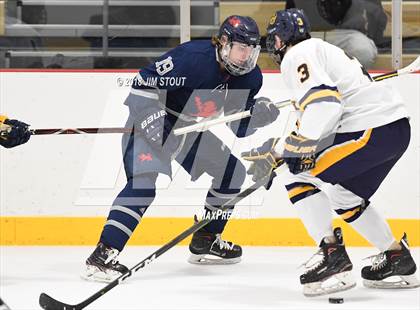 Thumbnail 2 in Kent vs. Trinity-Pawling (Avon Christmas Classic) photogallery.