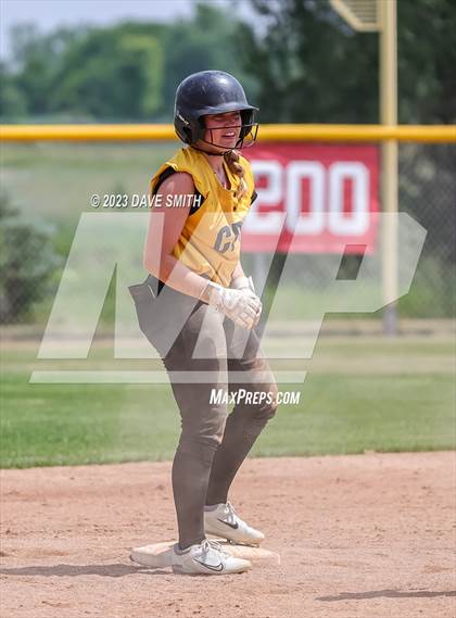 Thumbnail 2 in Center Point-Urbana vs Linn-Mar (Linn-Mar/Alburnett Invitational) photogallery.