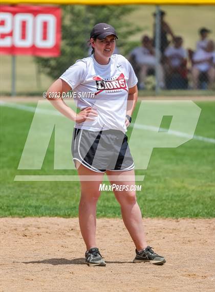 Thumbnail 2 in Center Point-Urbana vs Linn-Mar (Linn-Mar/Alburnett Invitational) photogallery.