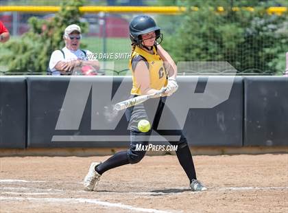Thumbnail 1 in Center Point-Urbana vs Linn-Mar (Linn-Mar/Alburnett Invitational) photogallery.