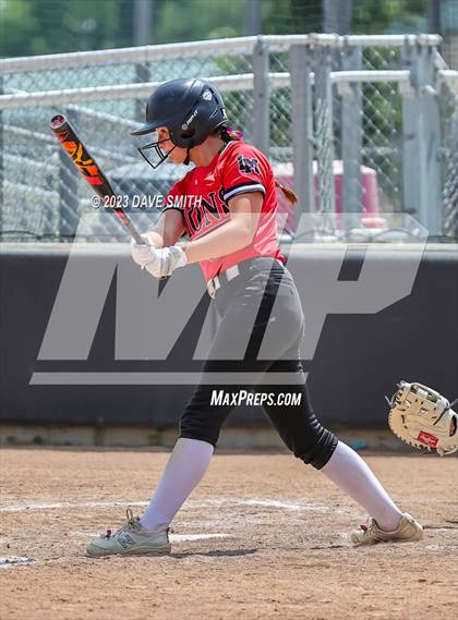 Thumbnail 2 in Center Point-Urbana vs Linn-Mar (Linn-Mar/Alburnett Invitational) photogallery.