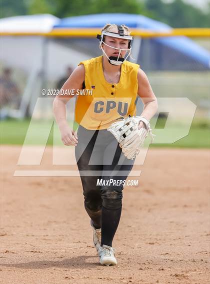 Thumbnail 3 in Center Point-Urbana vs Linn-Mar (Linn-Mar/Alburnett Invitational) photogallery.