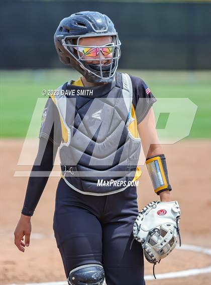 Thumbnail 3 in Center Point-Urbana vs Linn-Mar (Linn-Mar/Alburnett Invitational) photogallery.
