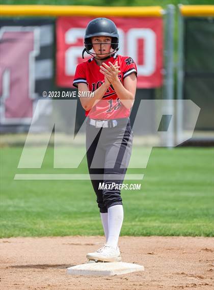 Thumbnail 3 in Center Point-Urbana vs Linn-Mar (Linn-Mar/Alburnett Invitational) photogallery.