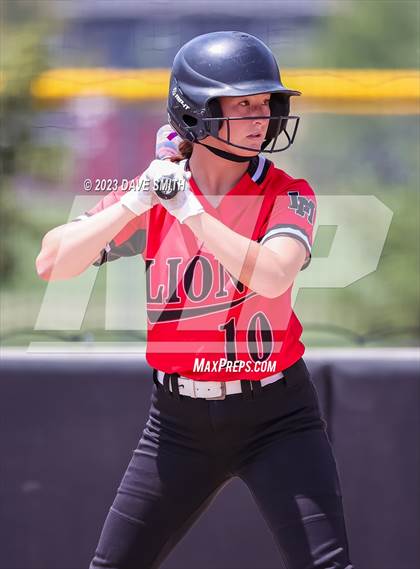 Thumbnail 3 in Center Point-Urbana vs Linn-Mar (Linn-Mar/Alburnett Invitational) photogallery.