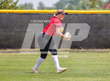 Thumbnail 3 in Center Point-Urbana vs Linn-Mar (Linn-Mar/Alburnett Invitational) photogallery.