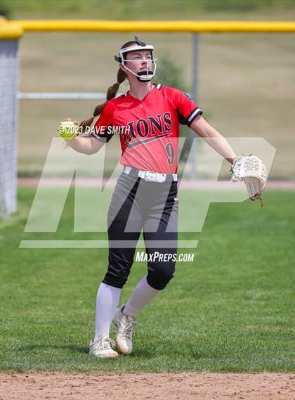 Thumbnail 3 in Center Point-Urbana vs Linn-Mar (Linn-Mar/Alburnett Invitational) photogallery.