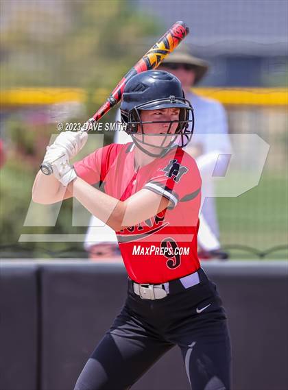 Thumbnail 1 in Center Point-Urbana vs Linn-Mar (Linn-Mar/Alburnett Invitational) photogallery.