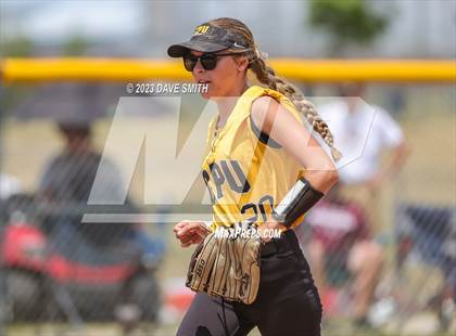 Thumbnail 2 in Center Point-Urbana vs Linn-Mar (Linn-Mar/Alburnett Invitational) photogallery.