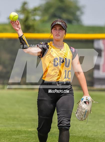 Thumbnail 1 in Center Point-Urbana vs Linn-Mar (Linn-Mar/Alburnett Invitational) photogallery.