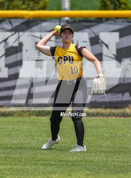 Thumbnail 2 in Center Point-Urbana vs Linn-Mar (Linn-Mar/Alburnett Invitational) photogallery.
