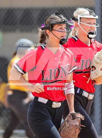 Thumbnail 3 in Center Point-Urbana vs Linn-Mar (Linn-Mar/Alburnett Invitational) photogallery.