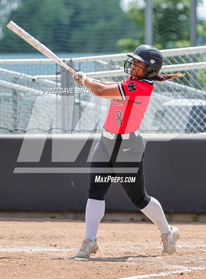 Thumbnail 2 in Center Point-Urbana vs Linn-Mar (Linn-Mar/Alburnett Invitational) photogallery.