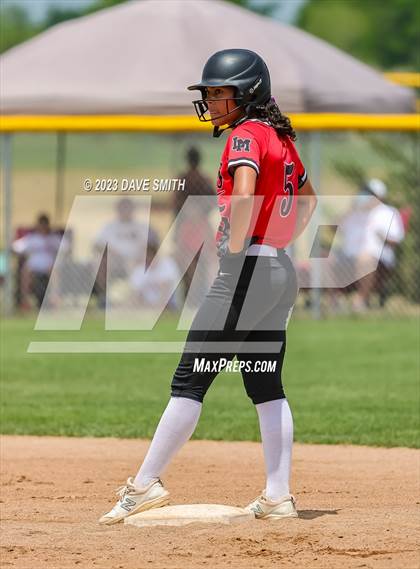 Thumbnail 3 in Center Point-Urbana vs Linn-Mar (Linn-Mar/Alburnett Invitational) photogallery.
