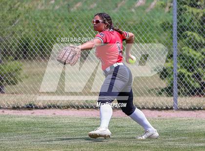 Thumbnail 1 in Center Point-Urbana vs Linn-Mar (Linn-Mar/Alburnett Invitational) photogallery.