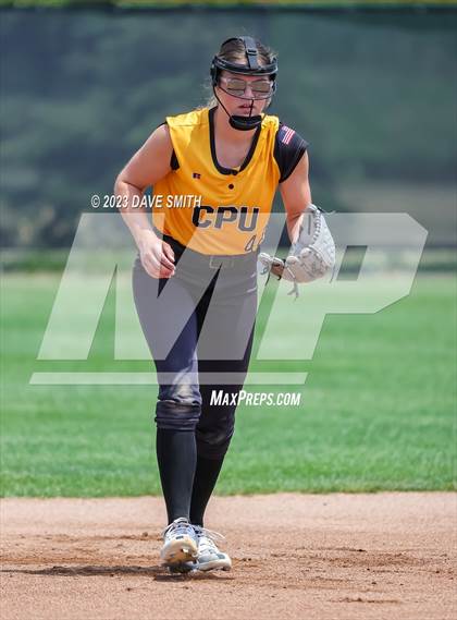 Thumbnail 3 in Center Point-Urbana vs Linn-Mar (Linn-Mar/Alburnett Invitational) photogallery.