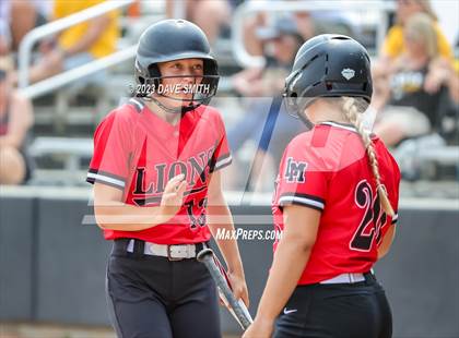 Thumbnail 3 in Center Point-Urbana vs Linn-Mar (Linn-Mar/Alburnett Invitational) photogallery.